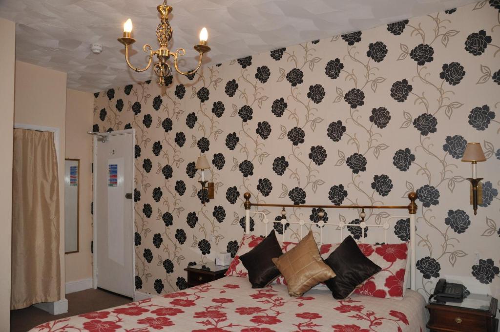 Adelaide House Hotel Luton  Værelse billede