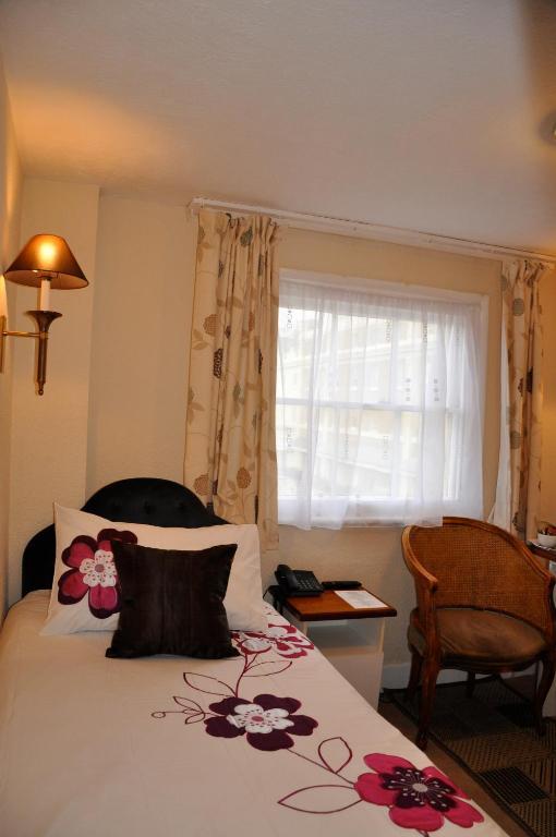 Adelaide House Hotel Luton  Værelse billede