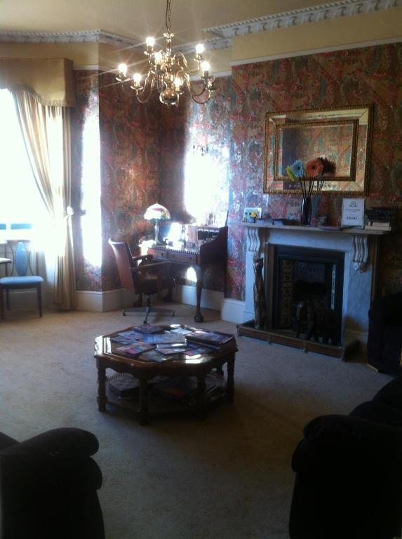 Adelaide House Hotel Luton  Eksteriør billede