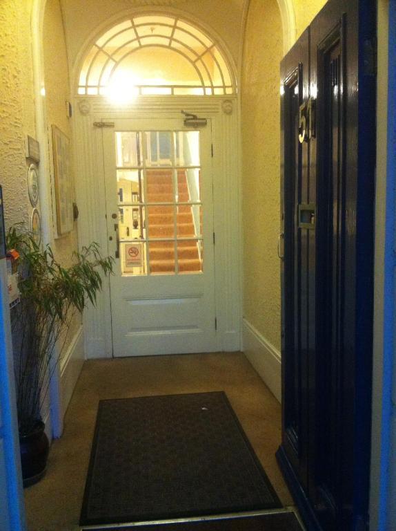 Adelaide House Hotel Luton  Eksteriør billede