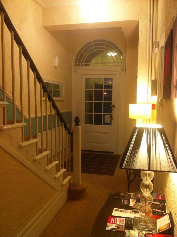 Adelaide House Hotel Luton  Eksteriør billede